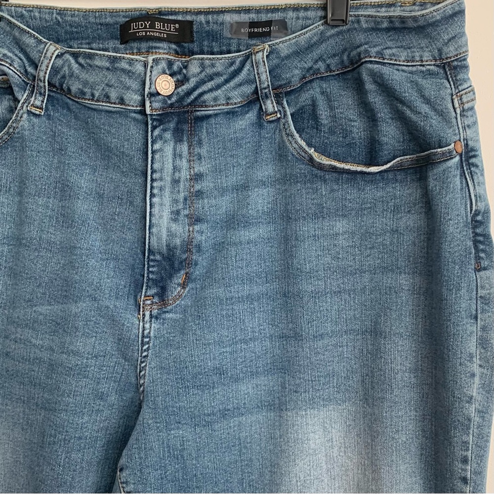 Judy Blue Boyfriend Fit High Waist Light Wash Jeans Size 24W - Picture 6 of 14